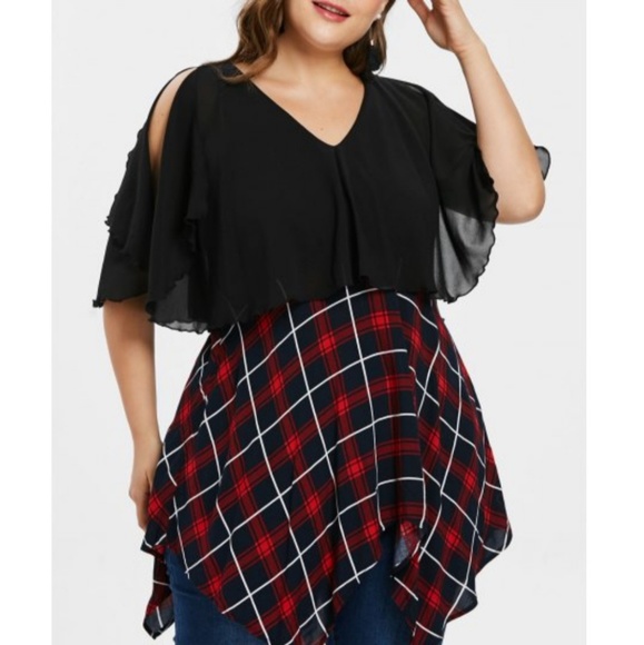 ⬇️$44 PRICE DROP Assymetrical Plaid Tunic - Picture 2 of 7